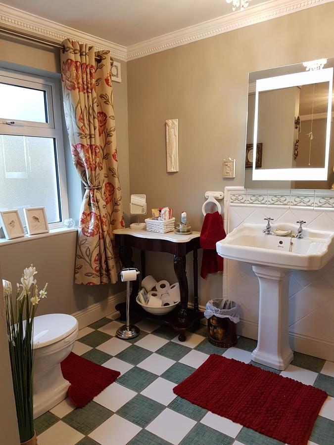 Brookvale Bed and Breakfast Wellingtonbridge Exteriör bild