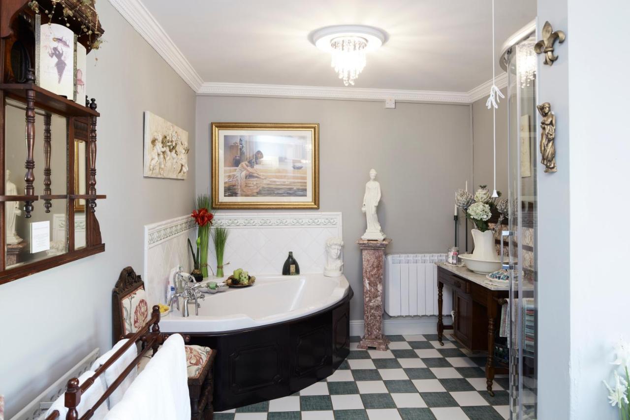 Brookvale Bed and Breakfast Wellingtonbridge Exteriör bild